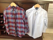 Boys Button-Down Shirts Size 6-7 from The Gap in St. Charles, Illinois