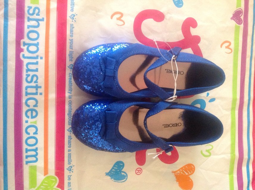 Cherokee blue holiday shoes new in Fort Belvoir